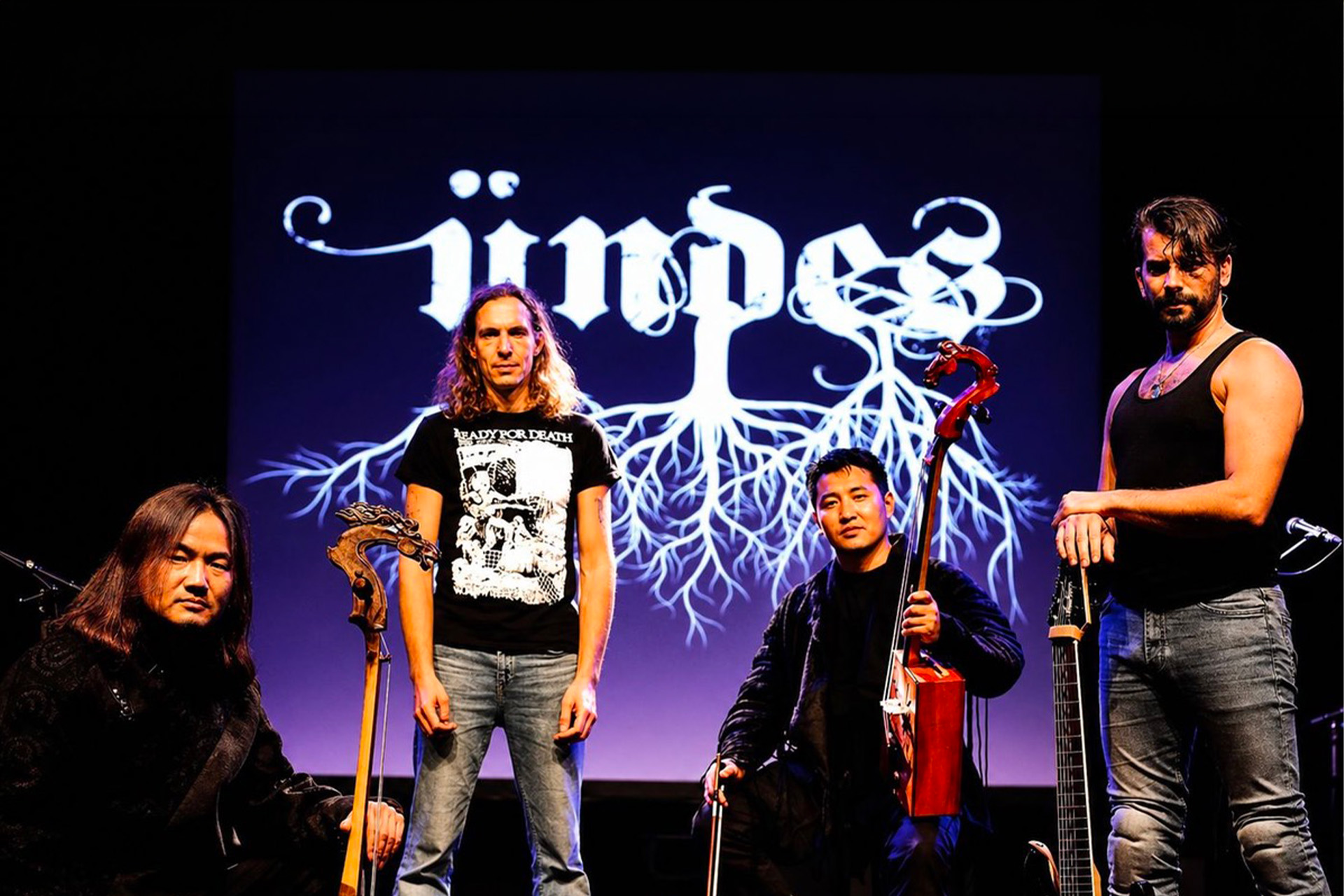 Featured image for “Ündes”